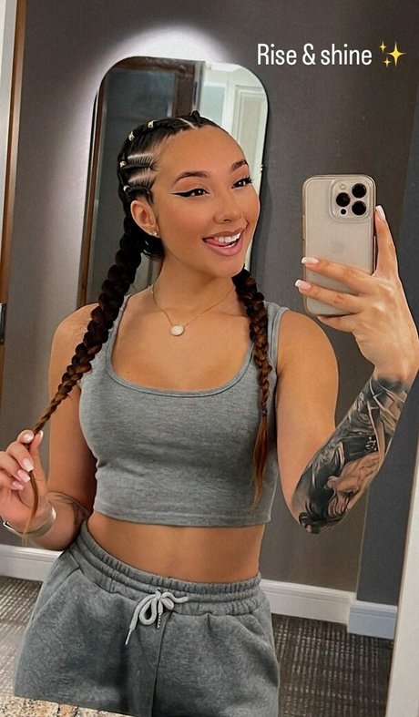 Theegoldenrose xxxポルノスター 写真