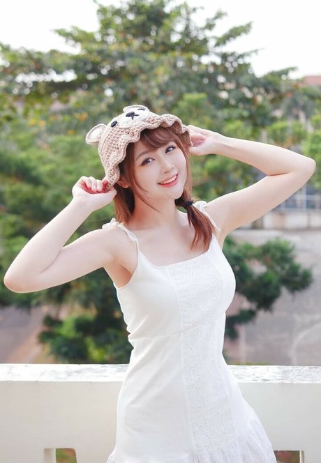 Clarissa Punipun アート女優 ギャラリー