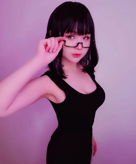 Clarissa Punipun 無料のポルノスター 写真