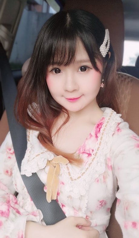 Clarissa Punipun ポルノスター 写真