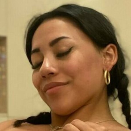 アジアの女性支配OnlyFans ホット 写真