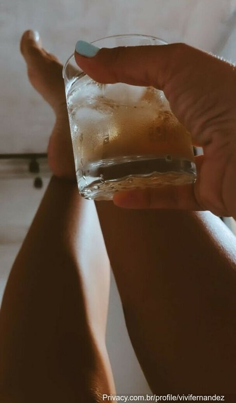 巨根ゲイOnlyFans 無料ヌード 画像