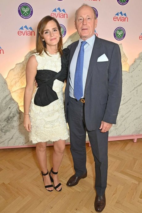 垂れ下がった熟女OnlyFans 無料ポルノ 写真