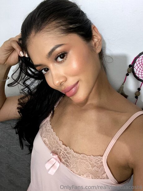 Realvioletaacosta 裸のスター 写真