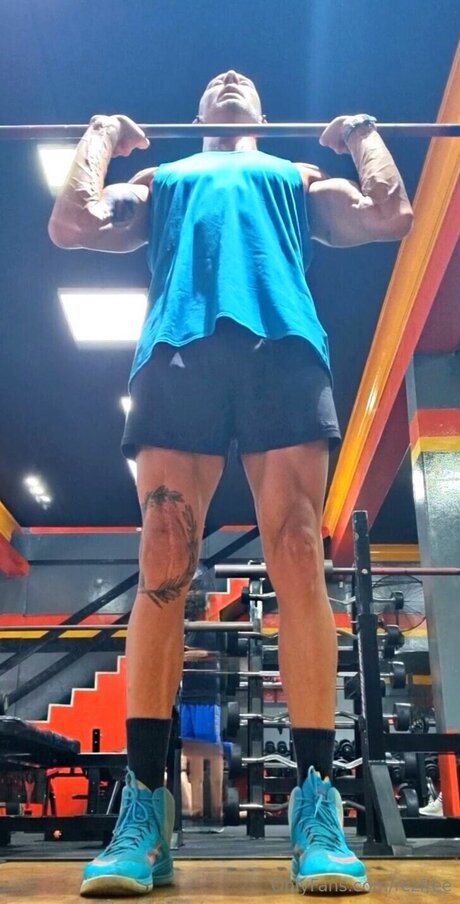 Rezfree ポルノスター ヌード 画像