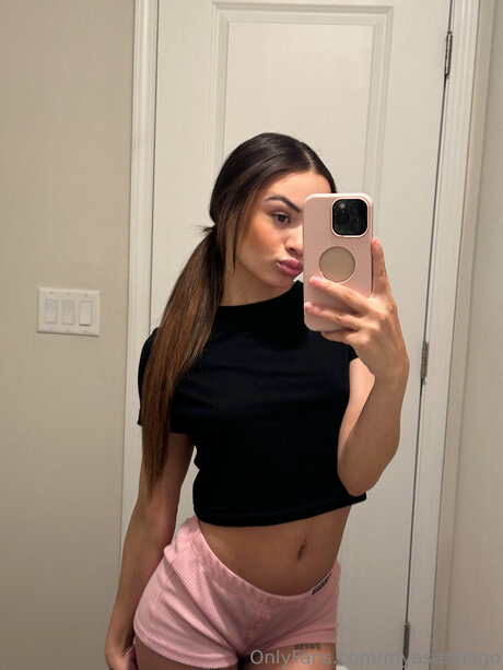 小人エボニーOnlyFans ホットセックス 写真