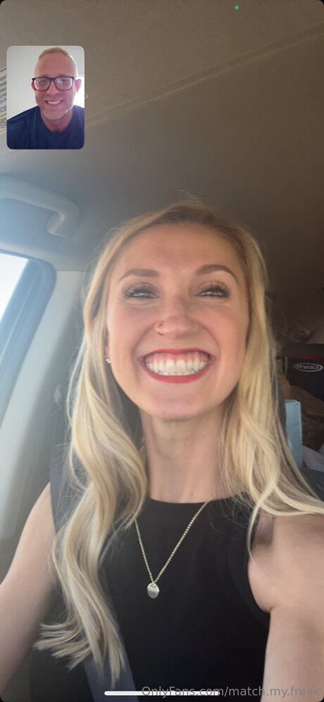 レズビアンセックスOnlyFans セクシー 写真