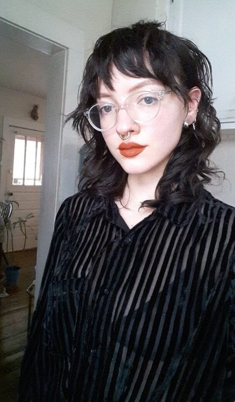 Pleasequietdown profile image