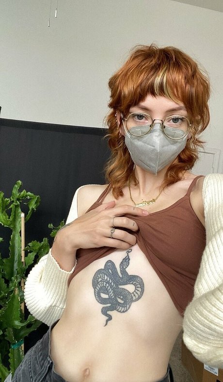 Pleasequietdown 高品質モデル ギャラリー