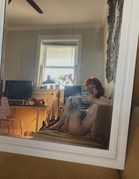 Pleasequietdown 完璧なスター 写真