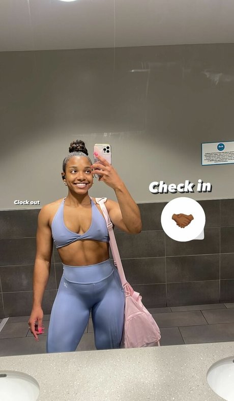 aaaaayevuh アダルトスター ギャラリー