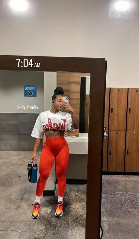 aaaaayevuh セクシー女優 写真