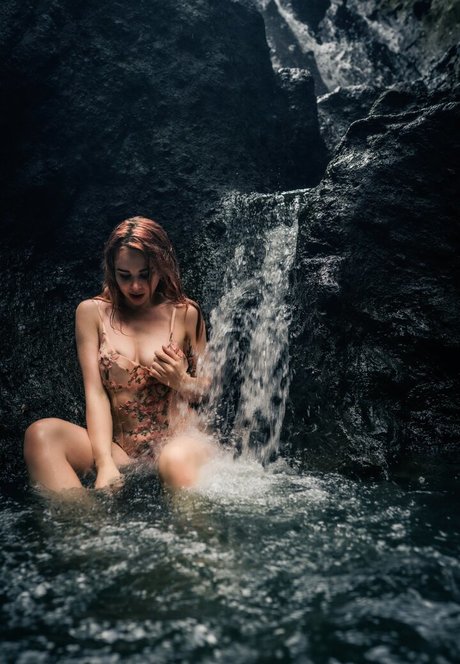 美しい足 OnlyFans ホット裸 ギャラリー