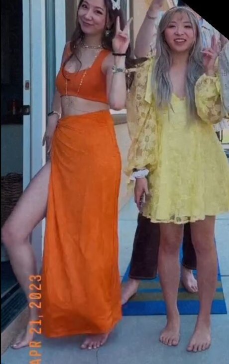 18歳のOnlyFans アートxxx 写真