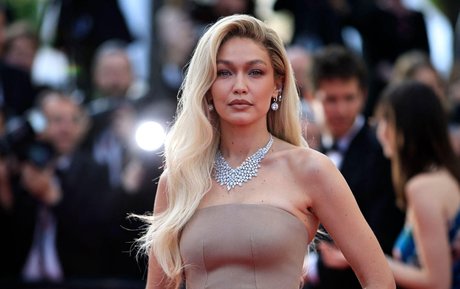 Gigi Hadid 完璧なポルノスター 写真