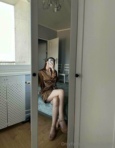 ho11y girl ポルノ女優 アーカイブ