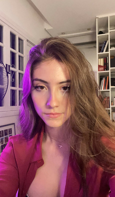 レズビアンセックスOnlyFans ホットヌード 写真