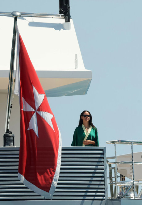 デカ尻ジーンズ OnlyFans セクシーヌード ギャラリー