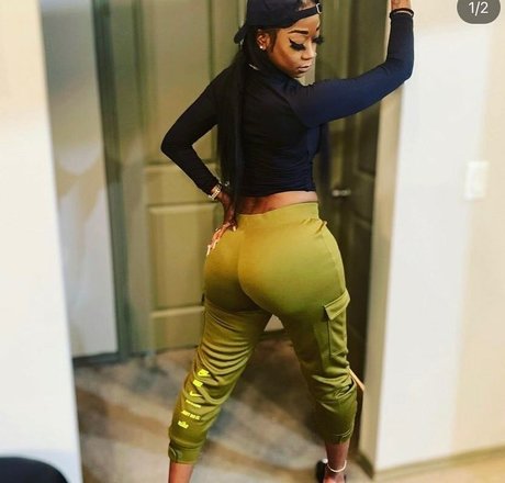 Itzangeltou 最高のモデル ギャラリー