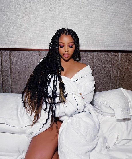 Chloe Bailey ポルノスター 画像