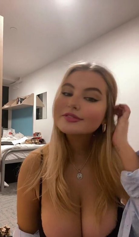 Chloe Bailey xxxモデル 写真