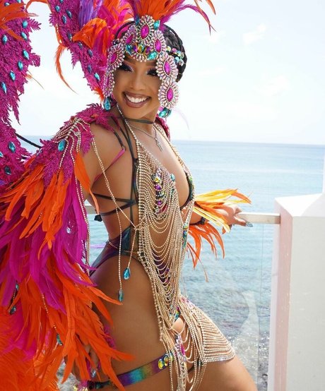 ティーンヌードOnlyFans xxx ギャラリー