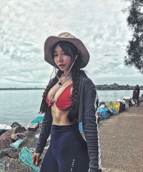 クソなOnlyFans 無料裸 画像