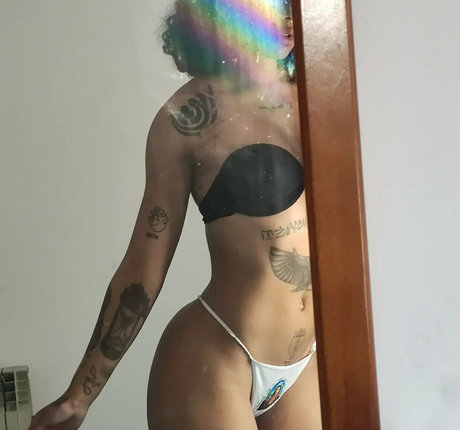 コスプレ プッシー OnlyFans アートヌード ギャラリー