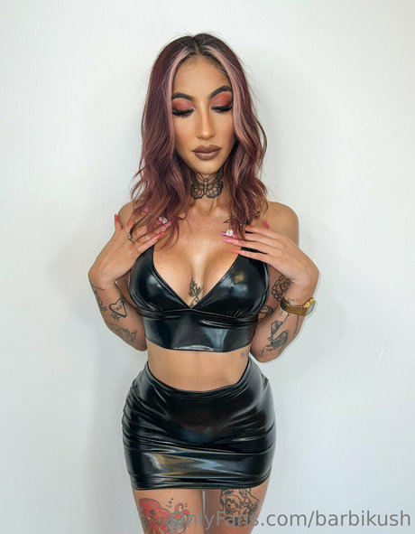 barbikush ポルノスター 無料 写真