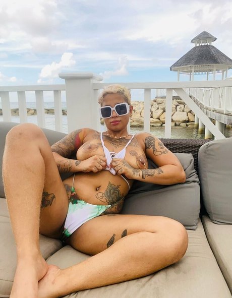 miachava 最高のポルノスター 画像