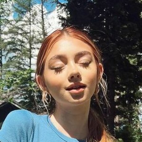 Sicily Rose アダルトモデル 写真