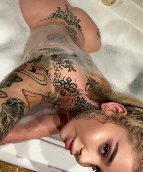 thegraciejane ヌードスター 写真