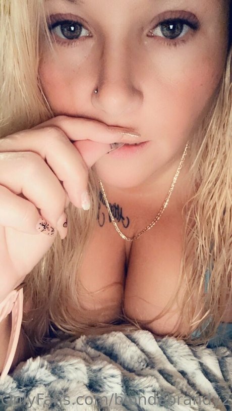 ブラック・ポーグ・オンリーファンズ 裸 ギャラリー