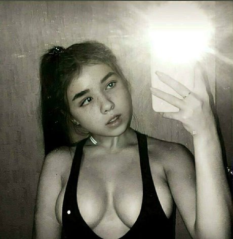 アジア人痴女OnlyFans セクシー裸 画像