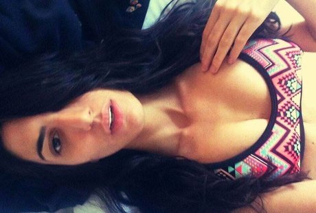 曲線美の赤毛OnlyFans 可愛い 写真