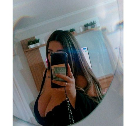 アジアンタトゥー OnlyFans セクシーヌード 写真