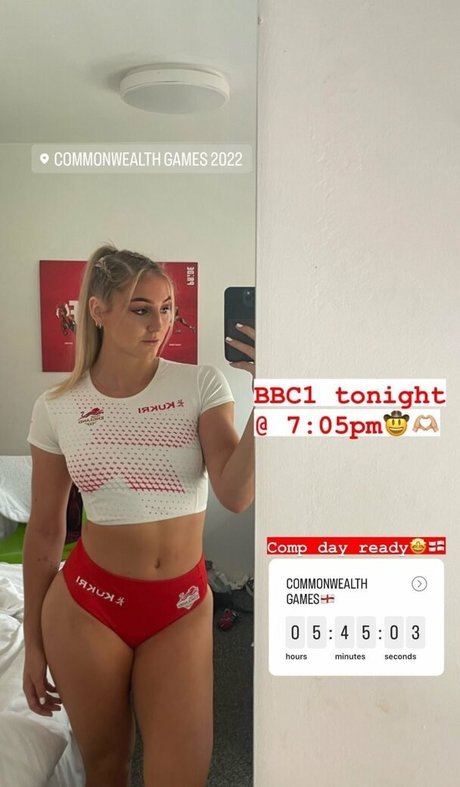 Molly Caudery アダルトモデル ギャラリー