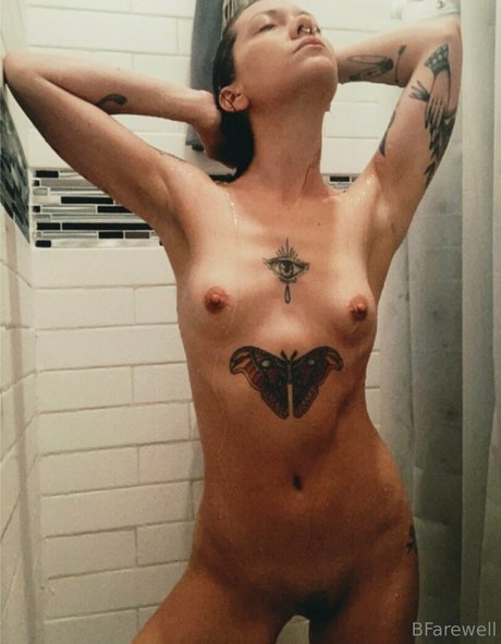 forwardfarewell エロティックなスター 画像