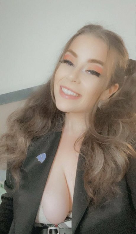 日焼けしたOnlyFans アートxxx ギャラリー