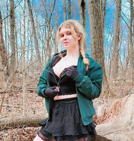 シシーオンリーファンズ セクシーxxx 写真