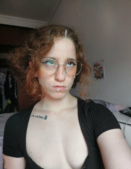 red witchh セックススター ギャラリー