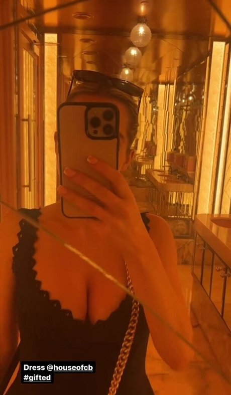 夏のOnlyFans 無料裸 アーカイブ