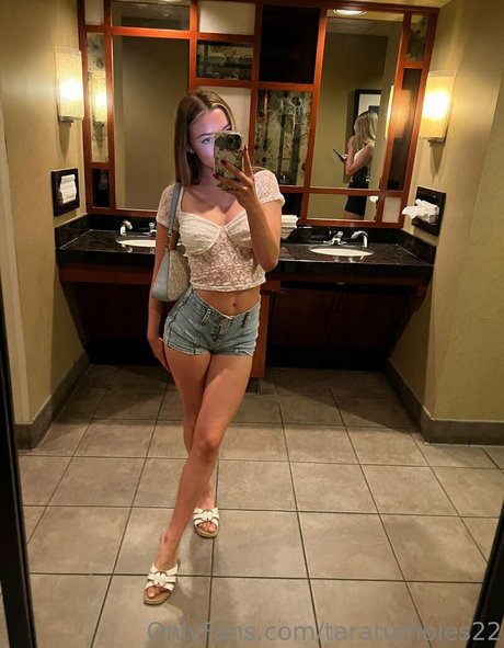 黒髪の熟女OnlyFans ポルノ 写真