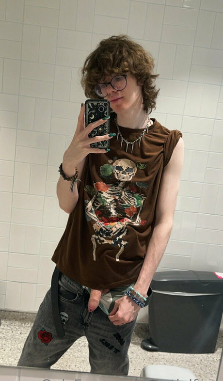 castielfree top profile image