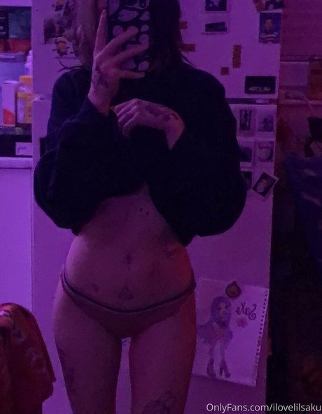ilovelilsaku ポルノスター ヌード ギャラリー