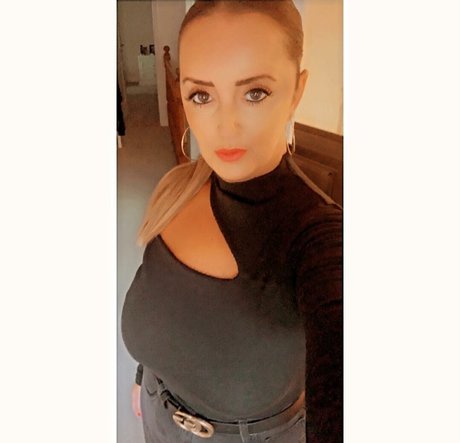 Melanie M セクシー女優 写真