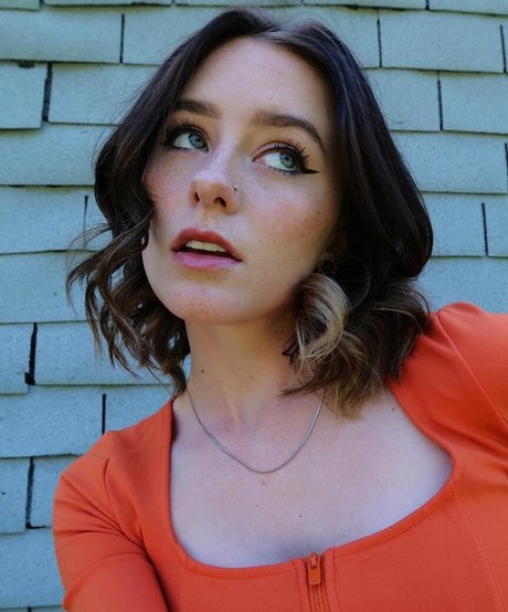 Audra Miller かわいいポルノスター 写真