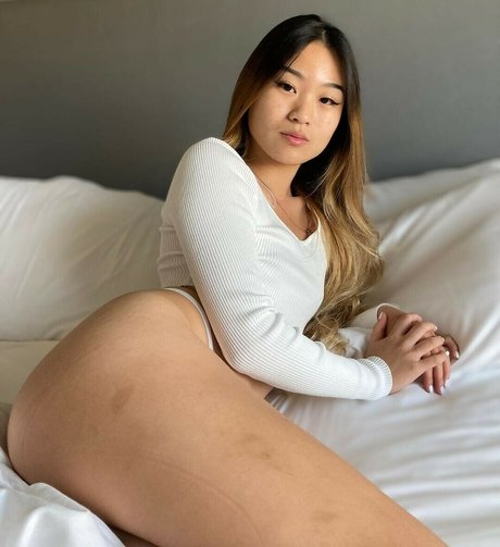 BBCエボニーOnlyFans アート裸 写真
