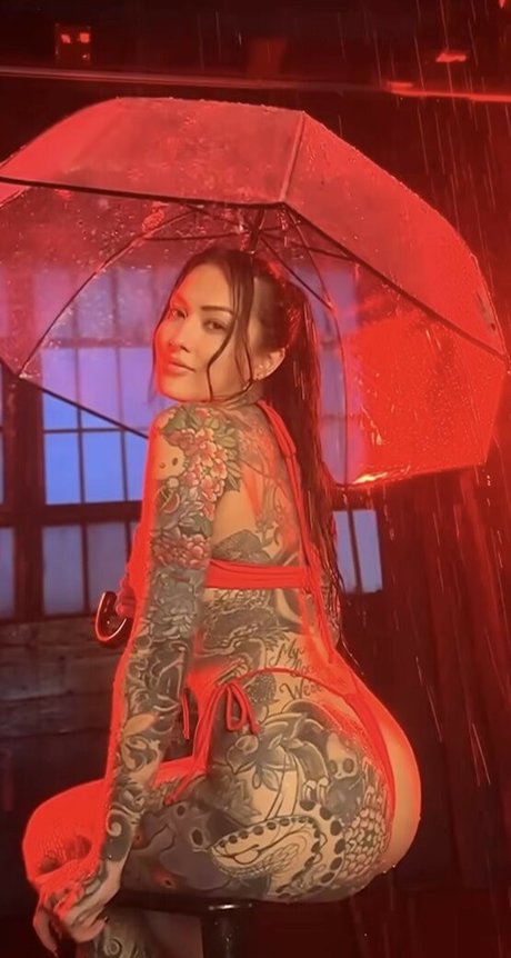 Taylor Roze ポルノスター セクシー 画像