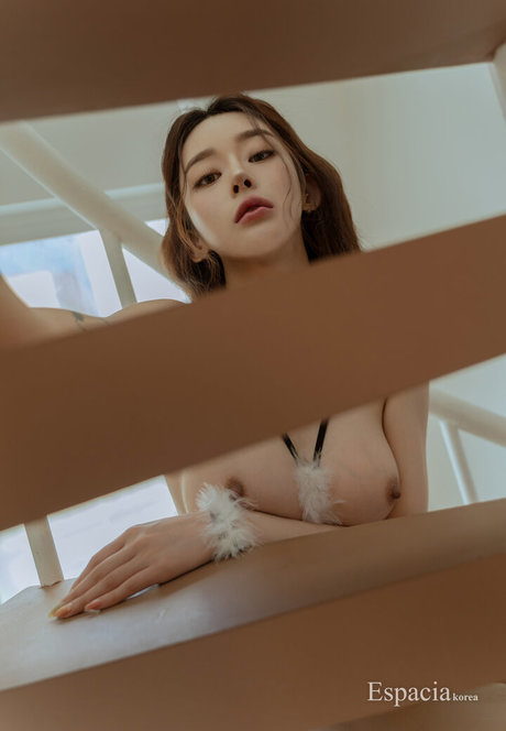Espacia Korea 美しいモデル 画像